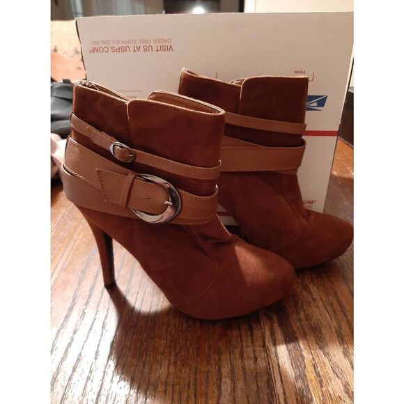 Size 7 Body Central Brown High Heel Bootie Ankle Boots High Heel Pump Stiletto - Picture 1 of 10